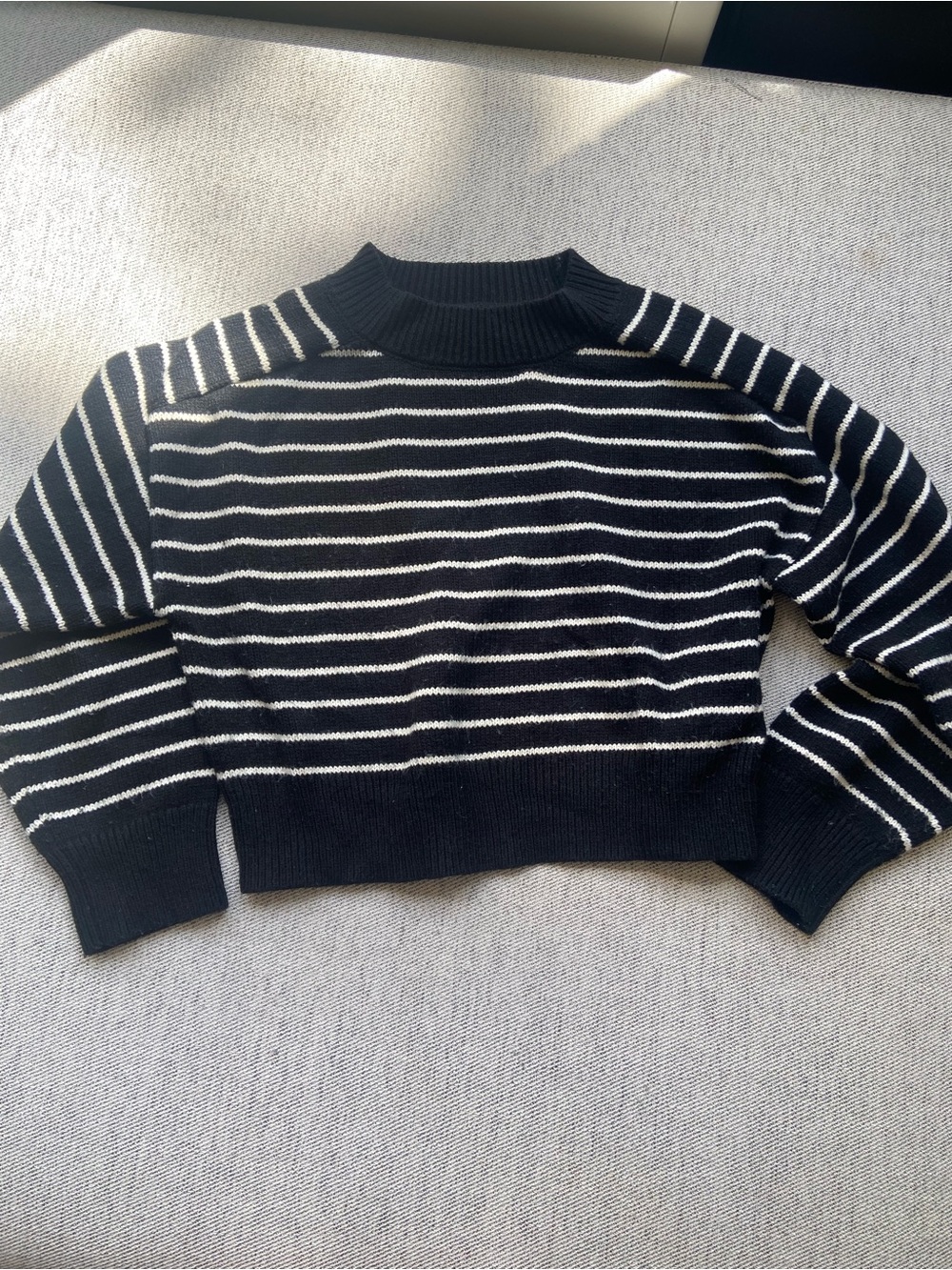 Black & White Striped Crewneck Sweater - Women